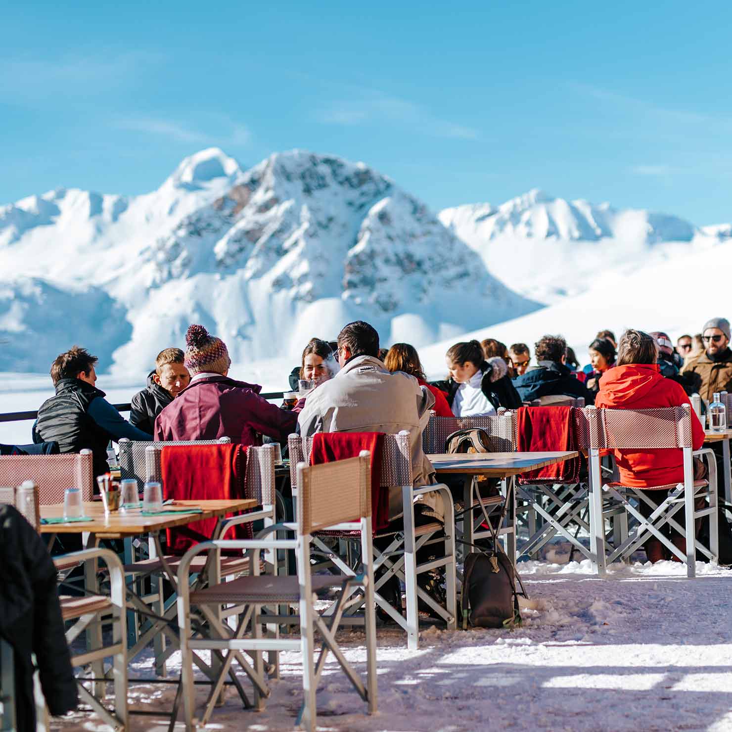 Terrasse plein sud du restaurant de l'Ouillette Val d'Isère